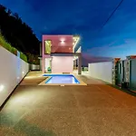 Villa C&c Sunset
