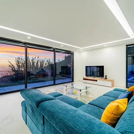 C&c Sunset Arco da Calheta (Madeira)